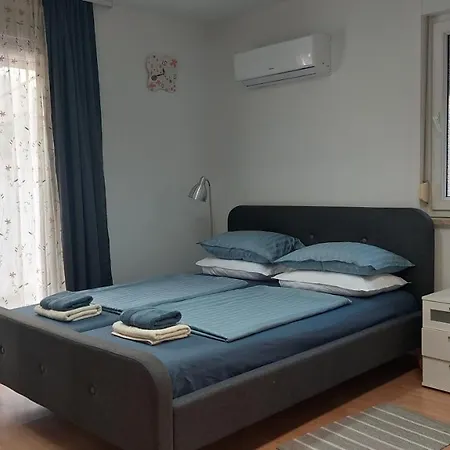 7even Ground Floor *