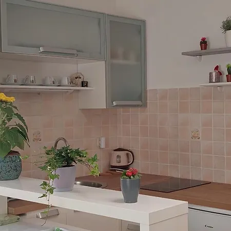 Studio 7even Ground Floor Pula