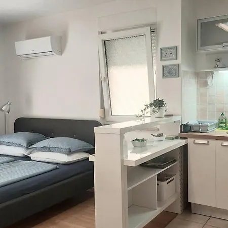 Studio 7even Ground Floor * Pula