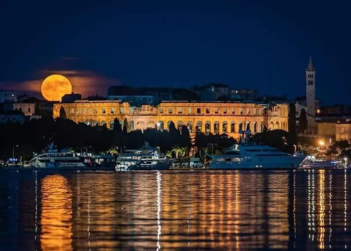 7even Ground Floor * Pula